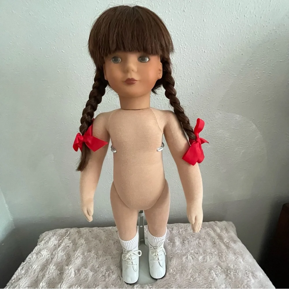 Vtg Steiff Annette 20” Doll 1987 Old House Smell, with Bear Pin Read!